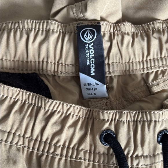 Volcom Khaki Drawstring Shorts - Picture 3 of 3